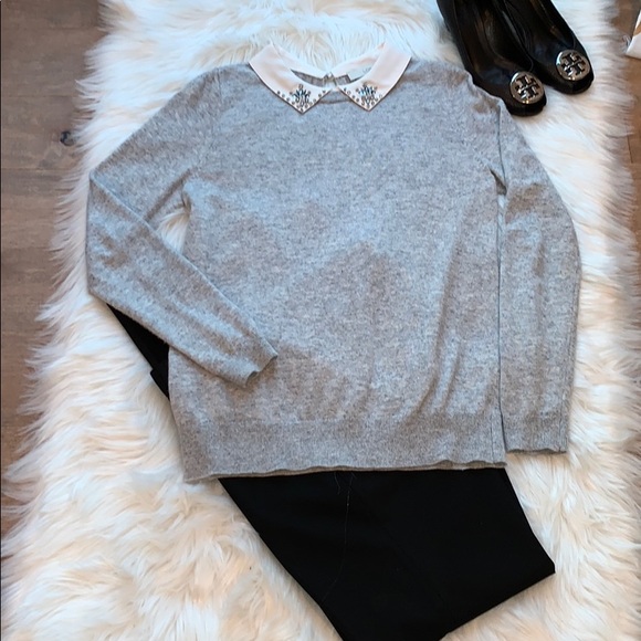 LOFT Sweaters - ⚡️Flash Sale⚡️Gorgeous Holiday Sweater!